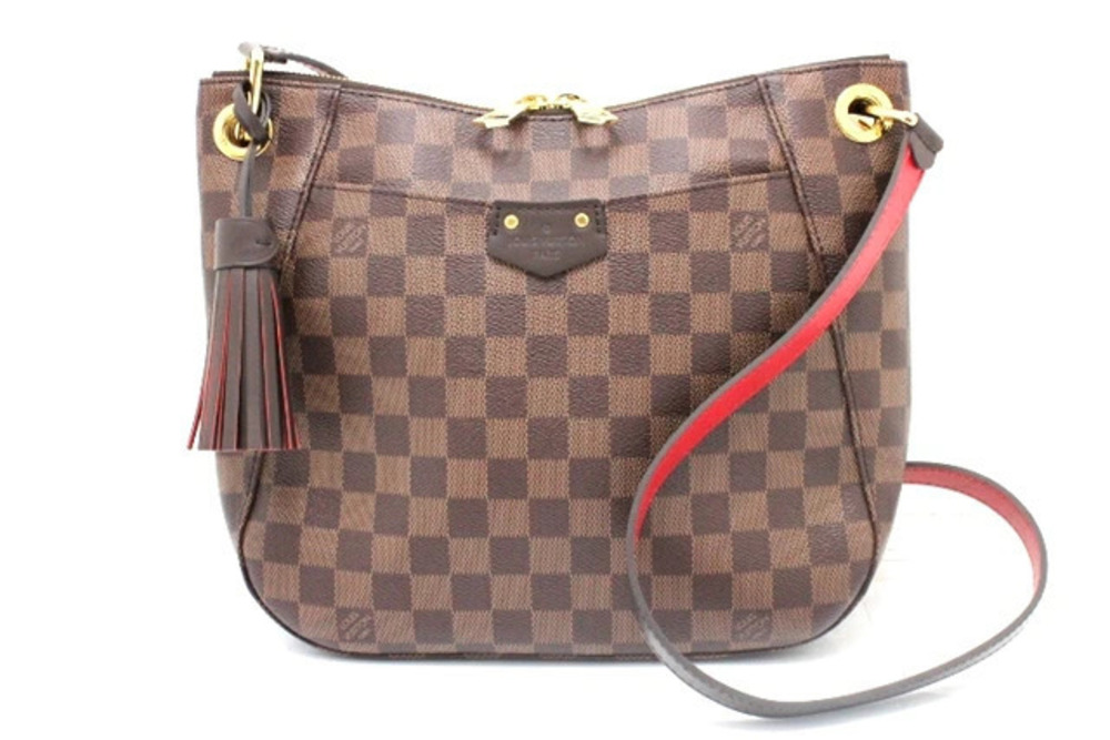 LOUIS VUITTON South Bank Shoulder Bag Damier